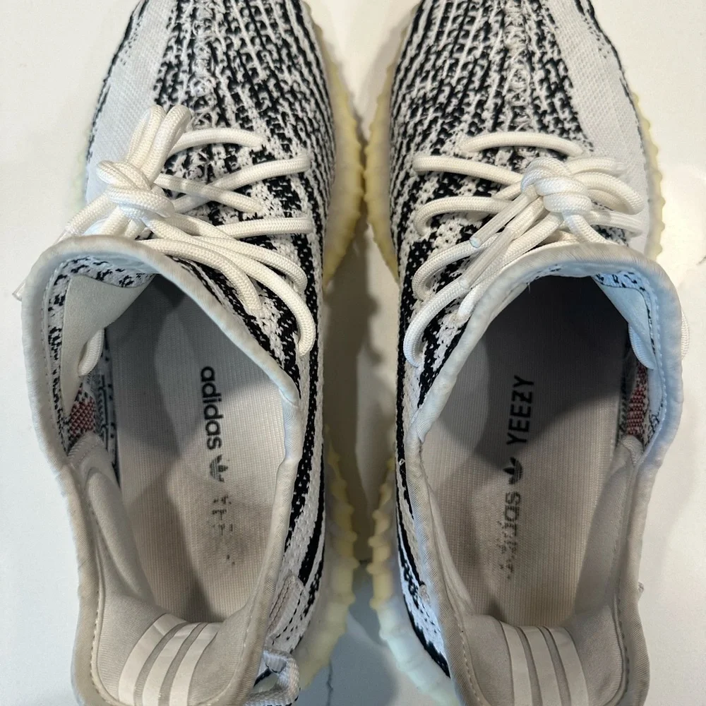 Yeezy Boost 350 (Zebra) - Picture 6 of 9
